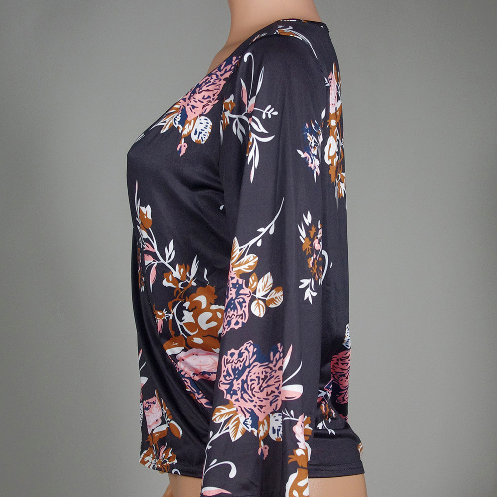 🎊 ONE LEFT! 🎉Gorgeous Floral Faux Wrap Top! - Picture 4 of 8